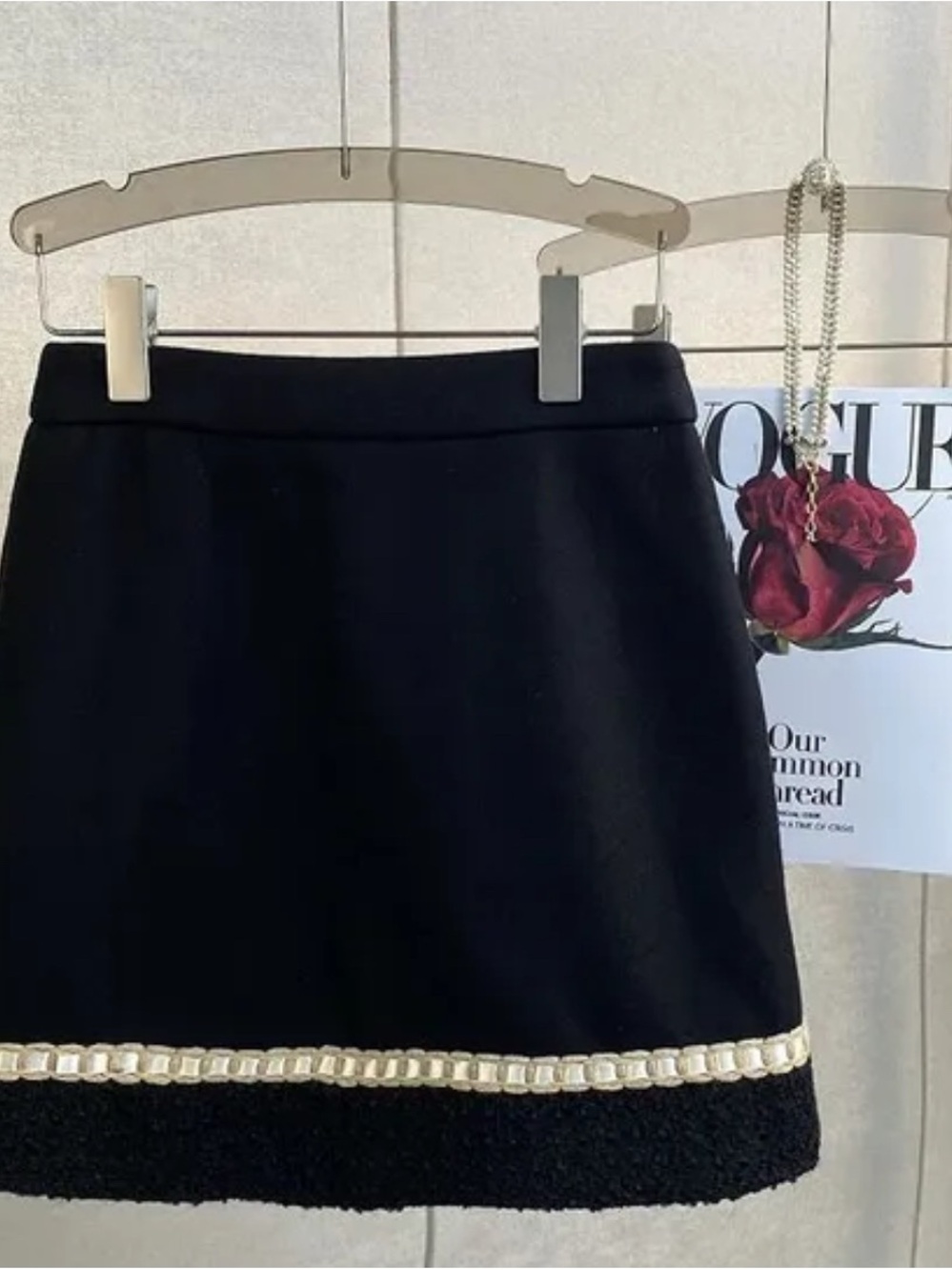 black tweed jacket and skirt set - Picture 4 of 5